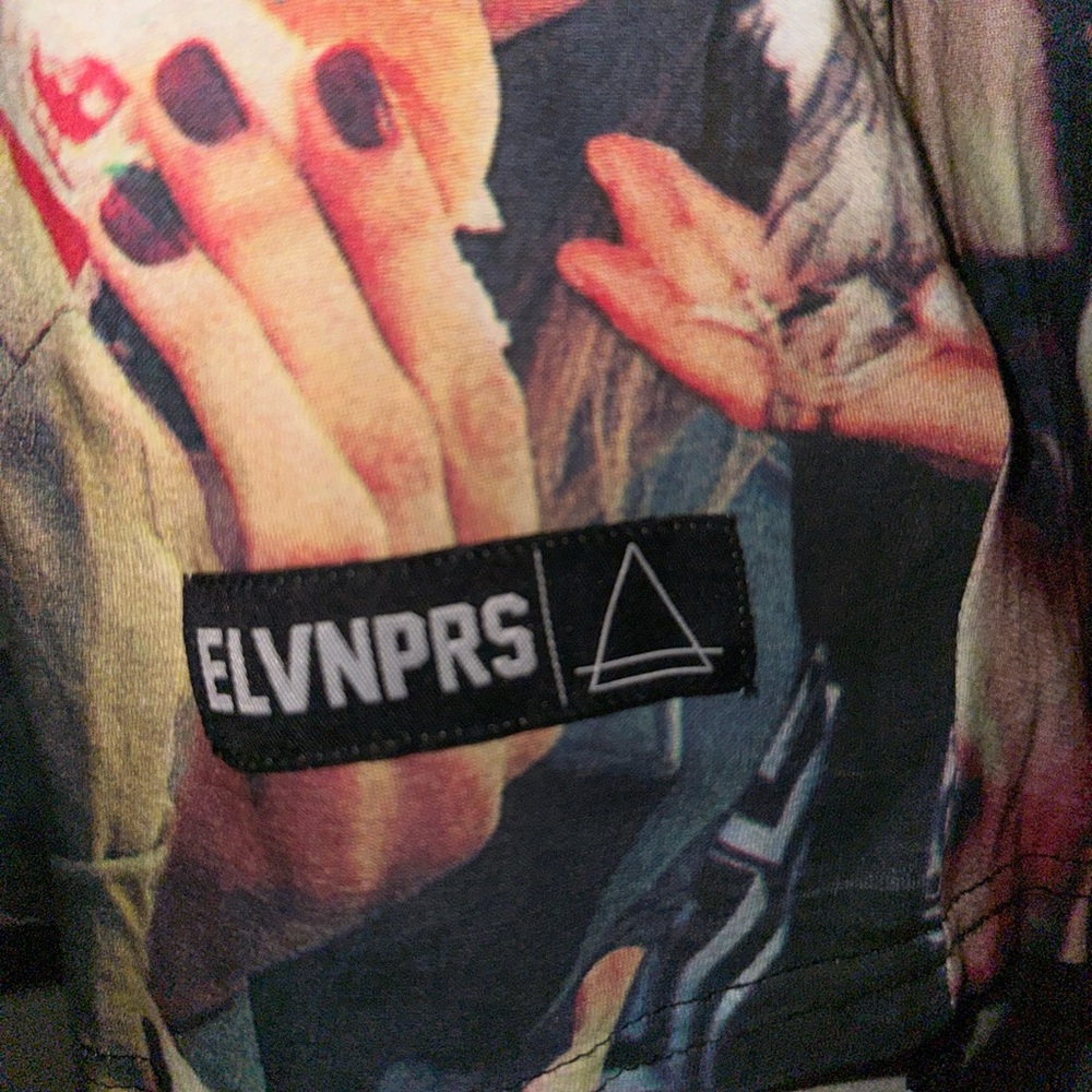 Cara Delevingne graphic collage tank top - Picture 3 of 8